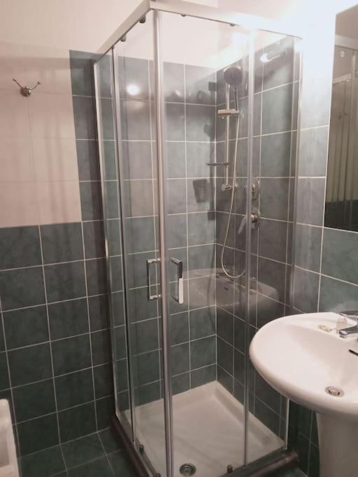 Nazionale B - Two Bedrooms Nearby Central Station * Florenz